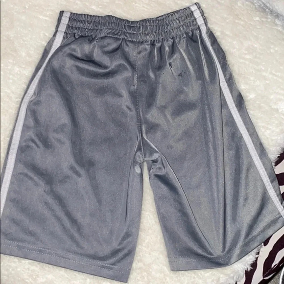 Puma boy  jersey shorts 6 - Picture 2 of 8